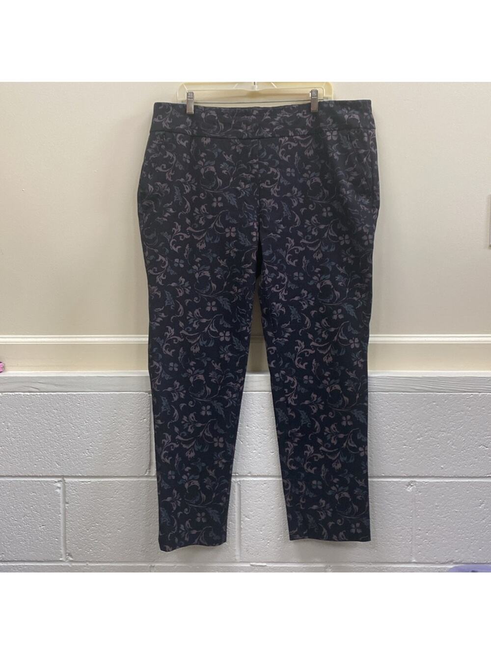 Soft Surroundings women’s plus size 1X floral paisley print stretchy pants